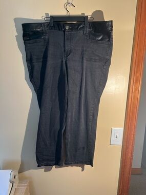 Women’s Plus Size Maurice’s Black With Pleather Waist Detail Jeans Size 24W